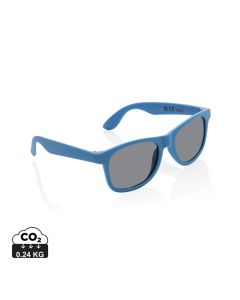 {{product.name}} - {{product.manufacturer}} - {{product.sku}}