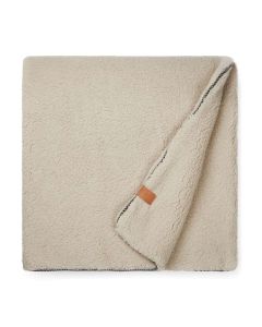 {{product.name}} - {{product.manufacturer}} - {{product.sku}}