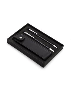 {{product.name}} - {{product.manufacturer}} - {{product.sku}}