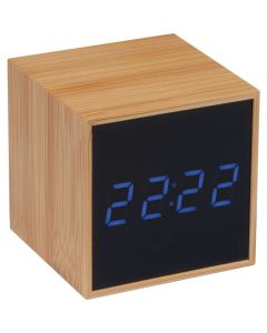 {{product.name}} - {{product.manufacturer}} - {{product.sku}}