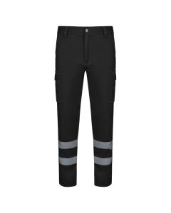{{product.name}} - {{product.manufacturer}} - {{product.sku}}
