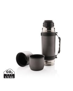 {{product.name}} - {{product.manufacturer}} - {{product.sku}}