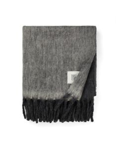 {{product.name}} - {{product.manufacturer}} - {{product.sku}}
