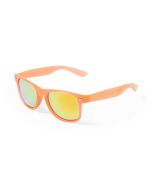 {{product.name}} - {{product.manufacturer}} - {{product.sku}}
